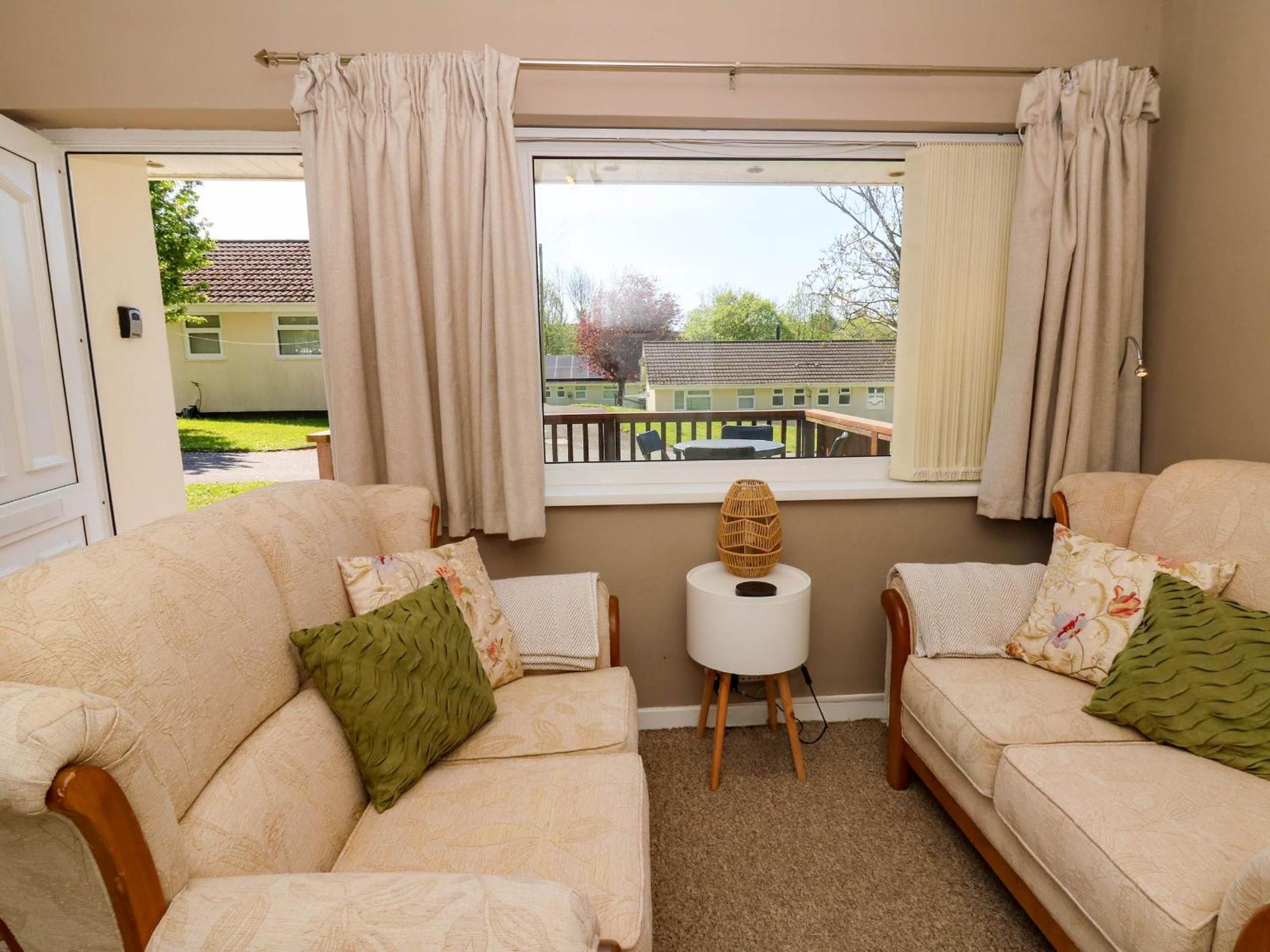 Y Bwthyn Bach Villa Aberaeron Exterior photo
